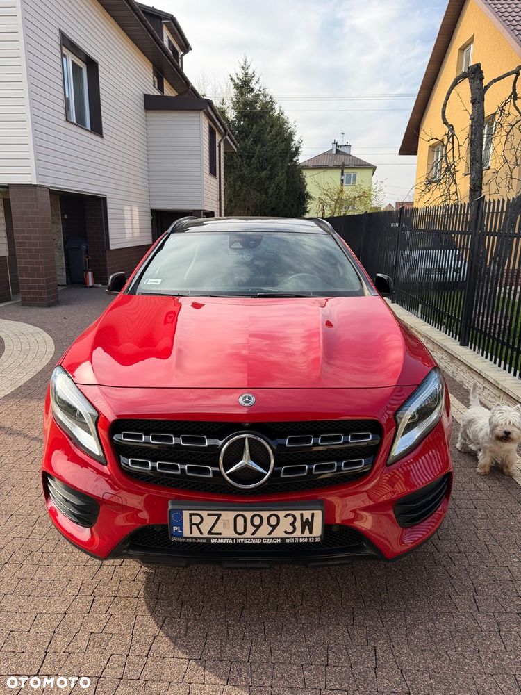 Mercedes-Benz GLA 220 4-Matic AMG Line - 1