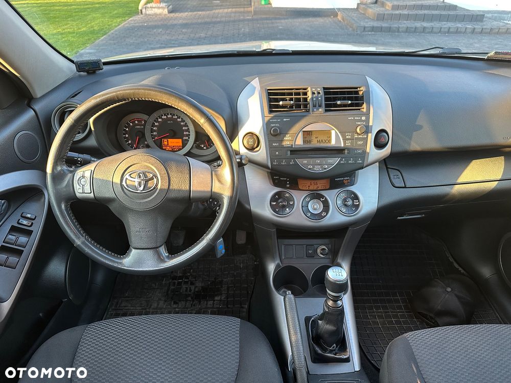 Toyota RAV4 2.2 D-4D Prestige - 5