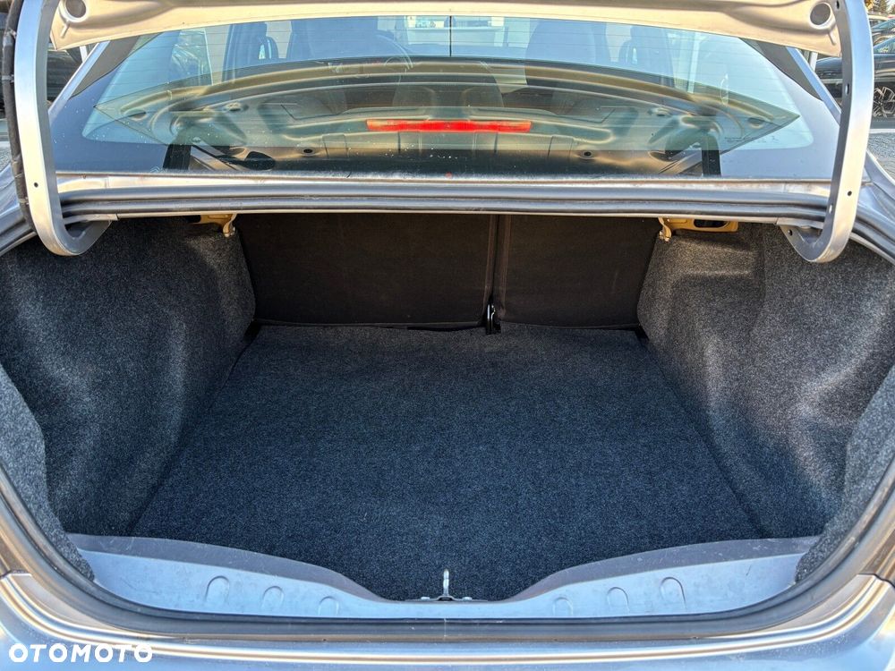 Peugeot 301 1.2 PureTech Access - 33