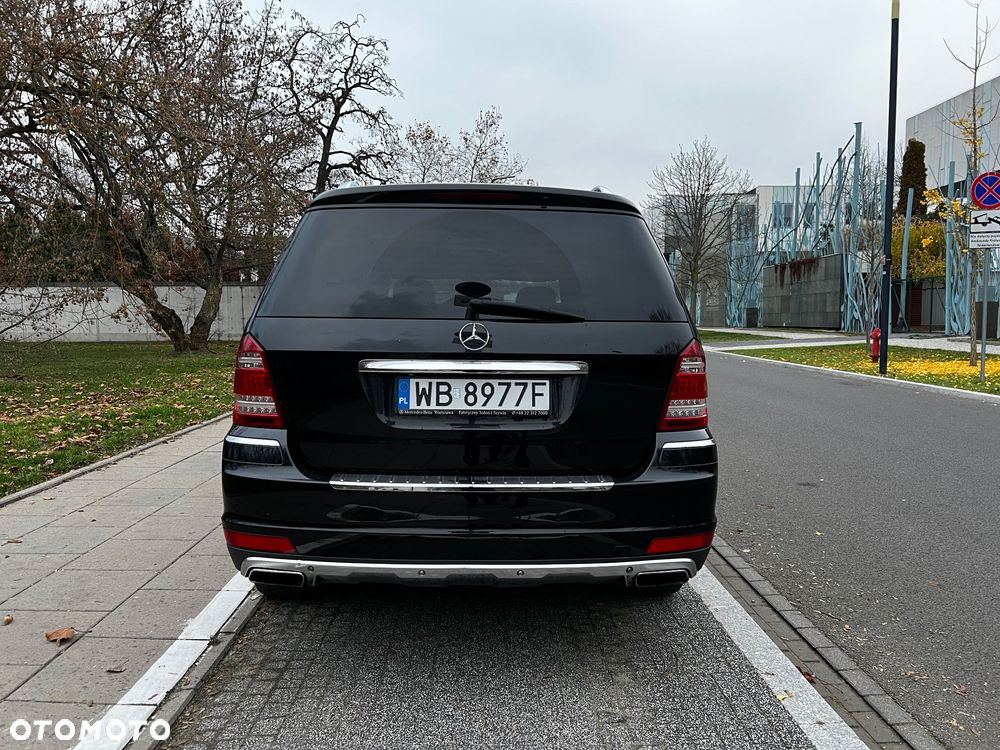 Mercedes-Benz GL - 7