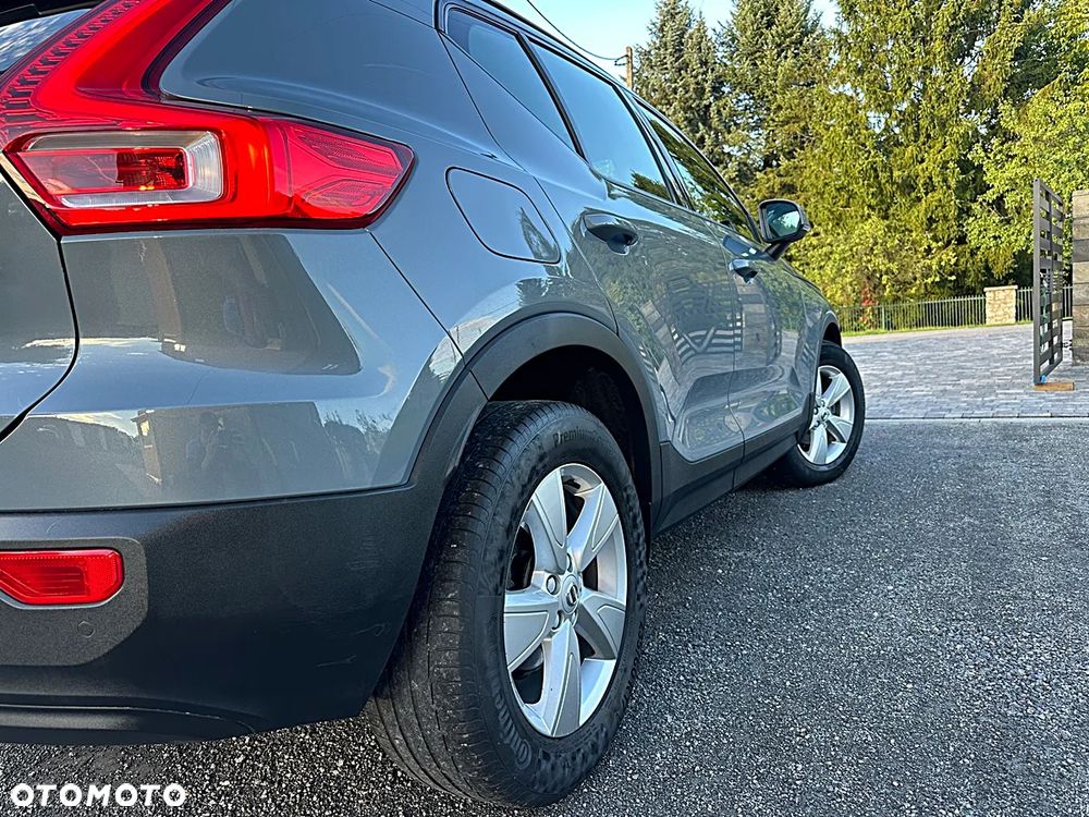 Volvo XC 40 T2 Momentum - 25