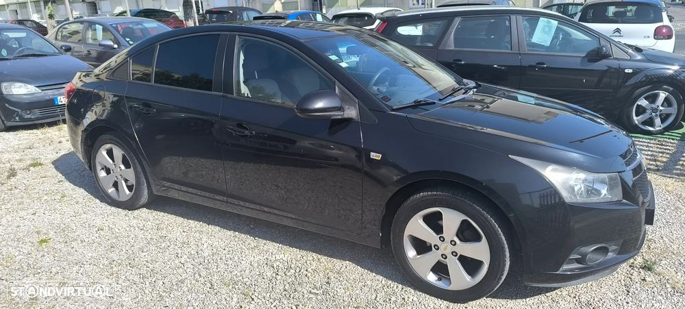 Chevrolet Cruze 1.6 LS - 4
