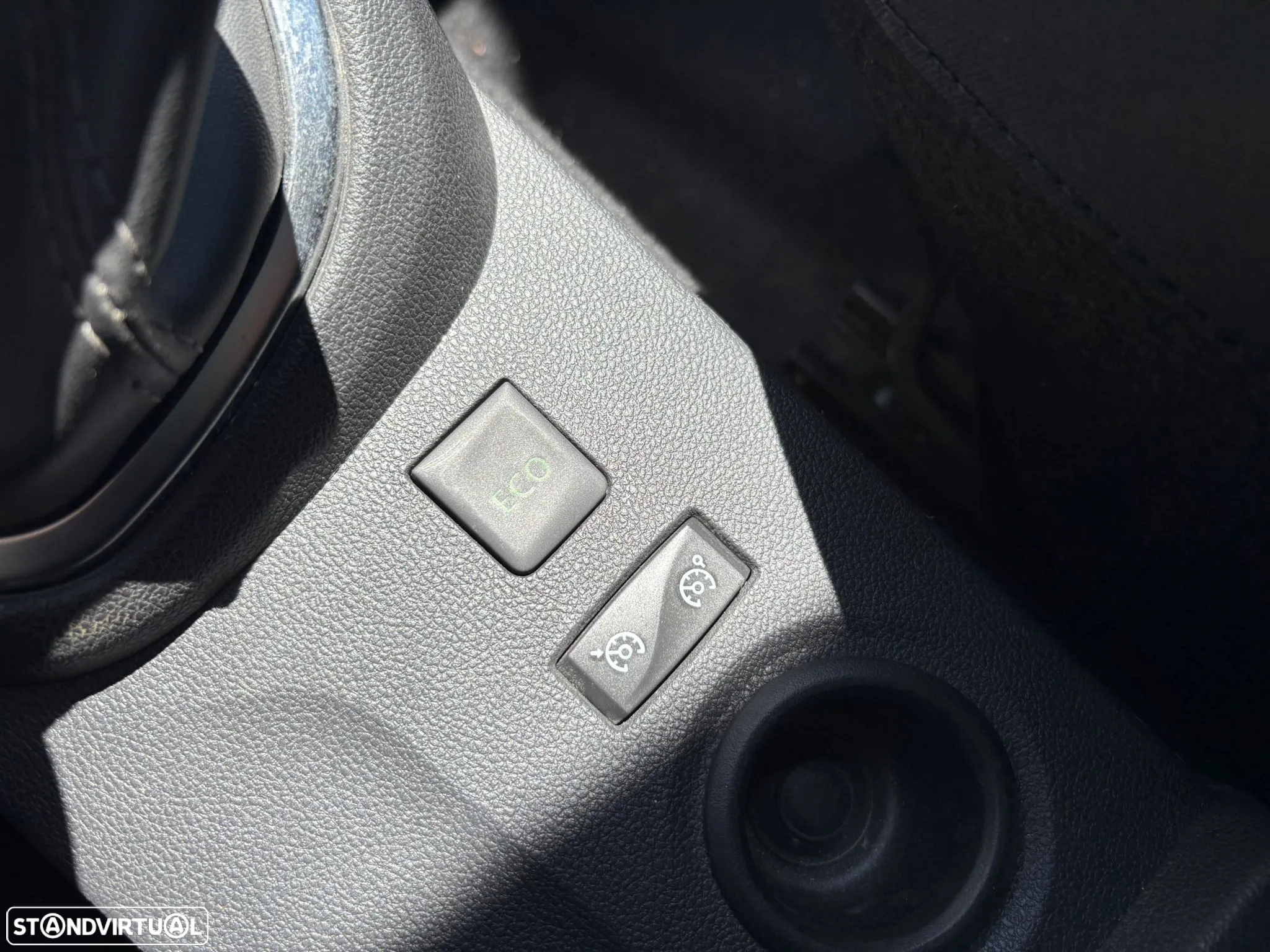 Renault Captur (ENERGY) TCe 90 INTENS - 12