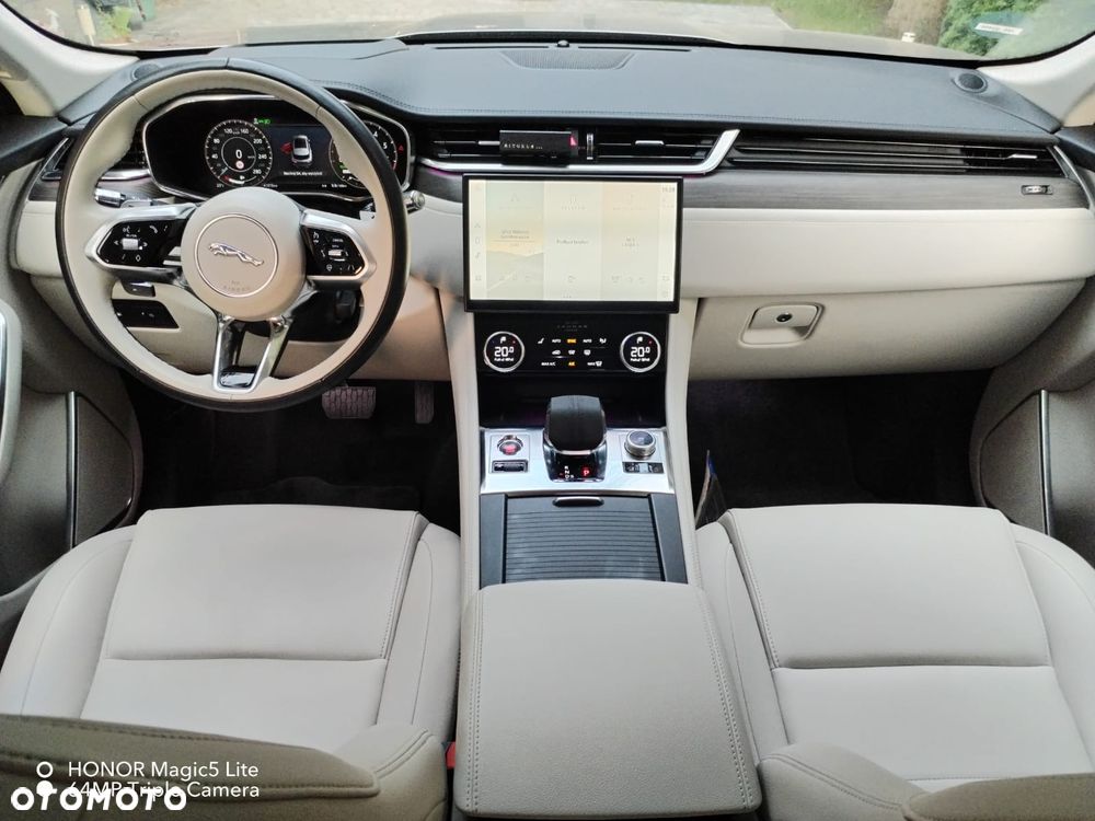 Jaguar F-Pace P400e AWD R-Dynamic SE - 20