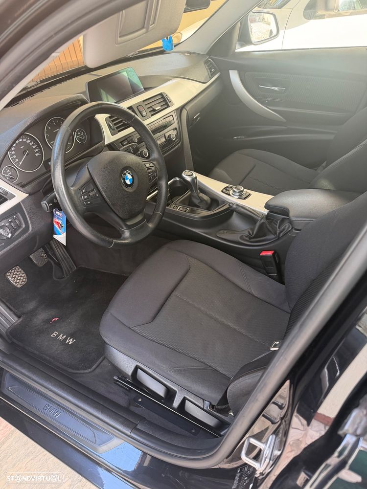 BMW 318 d DPF Edition Sport - 1