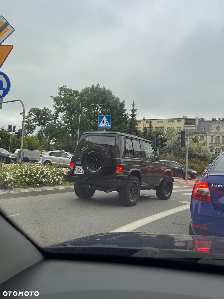 Mitsubishi Pajero - 14
