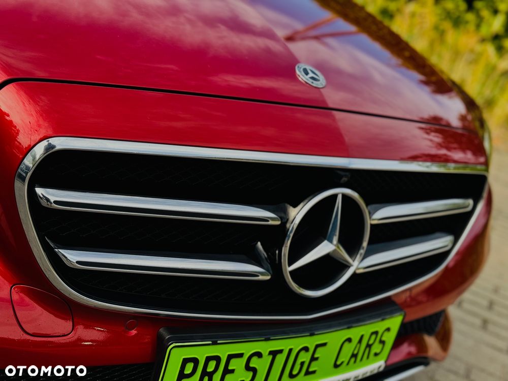 Mercedes-Benz Klasa E 220 d T 9G-TRONIC Exclusive - 19