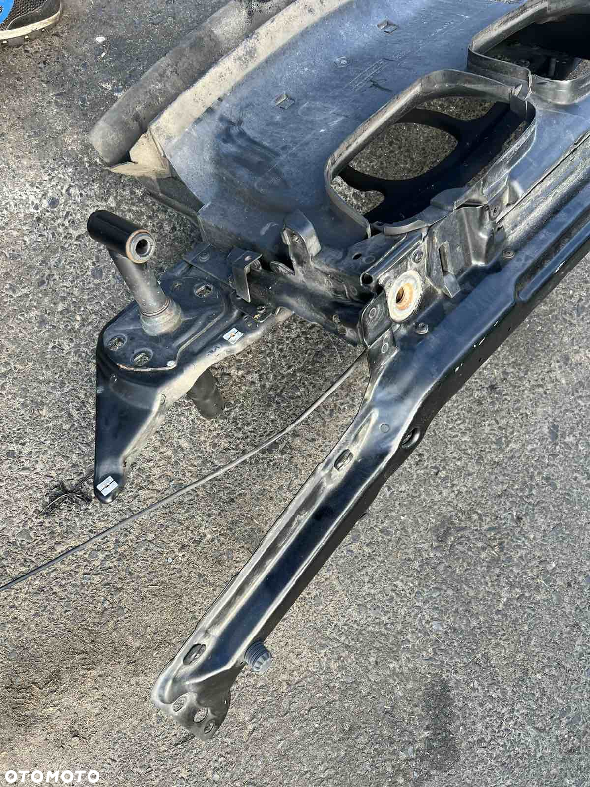 Pas przedni wzmocnienie czołowe Bmw e46 wlot zamki linki - 3