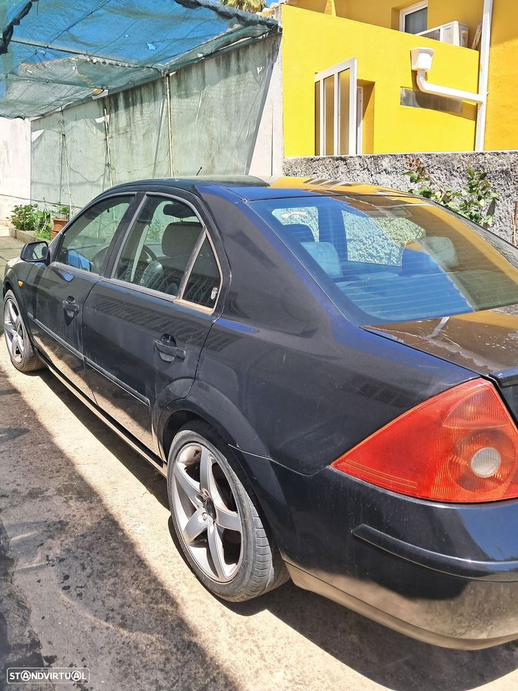 Ford Mondeo - 18