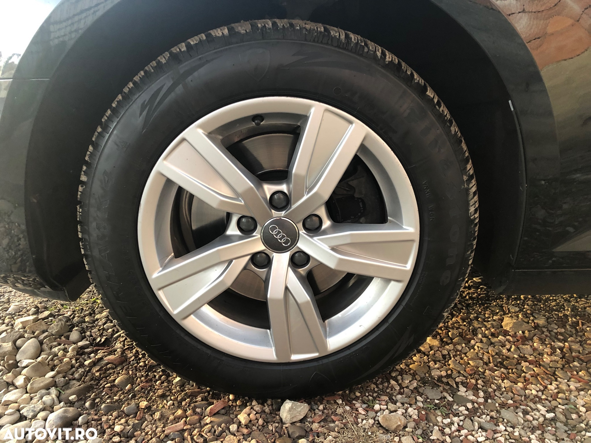 Audi A4 Avant 2.0 TDI S tronic - 11