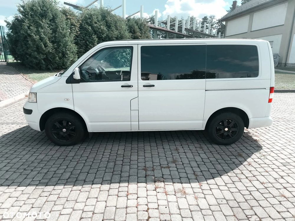 Volkswagen Transporter - 2