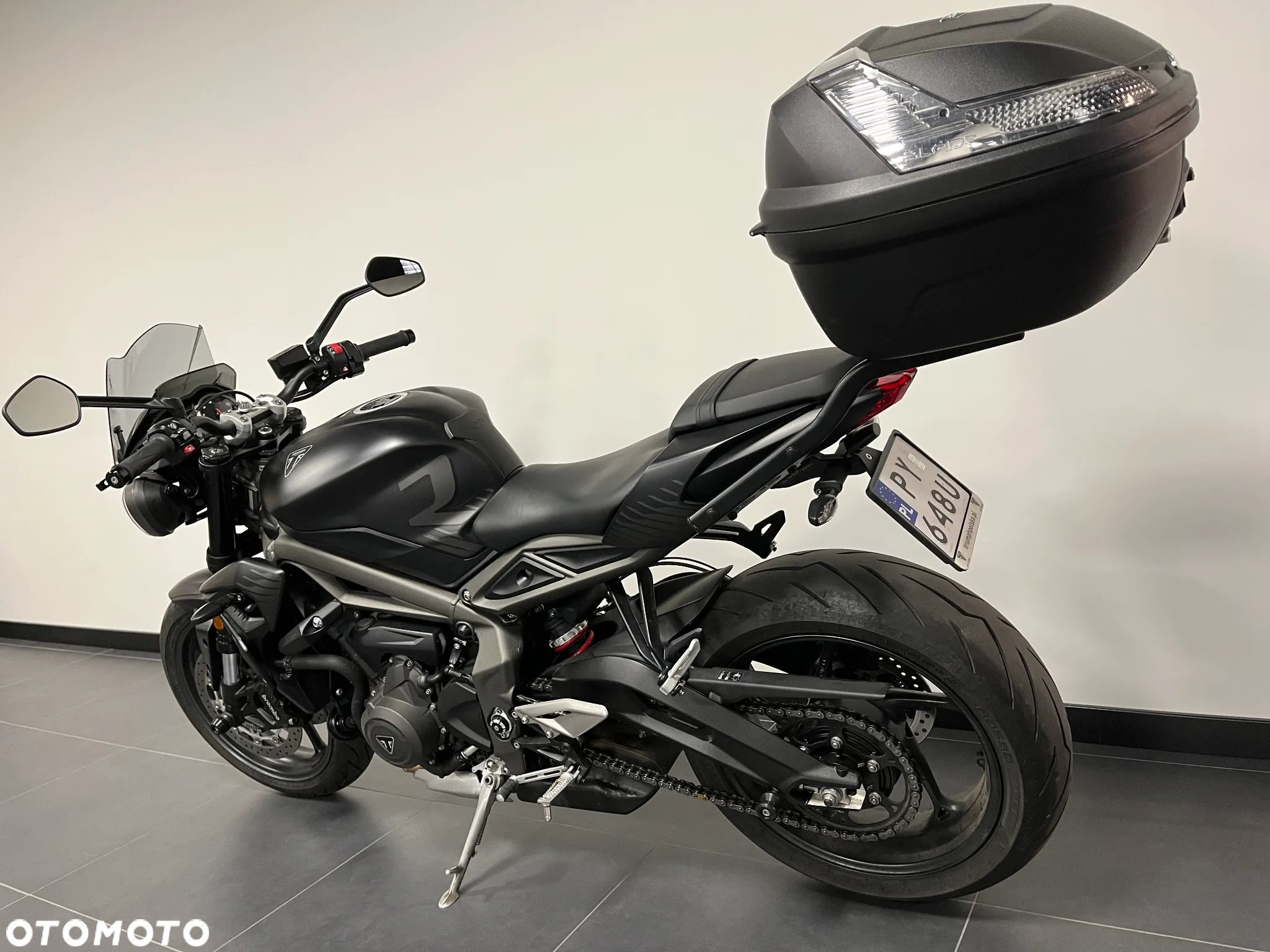 Triumph Street Triple - 3