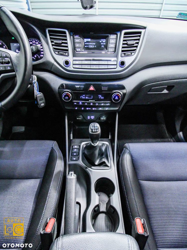 Hyundai Tucson 1.6 GDI BlueDrive Comfort 2WD - 16