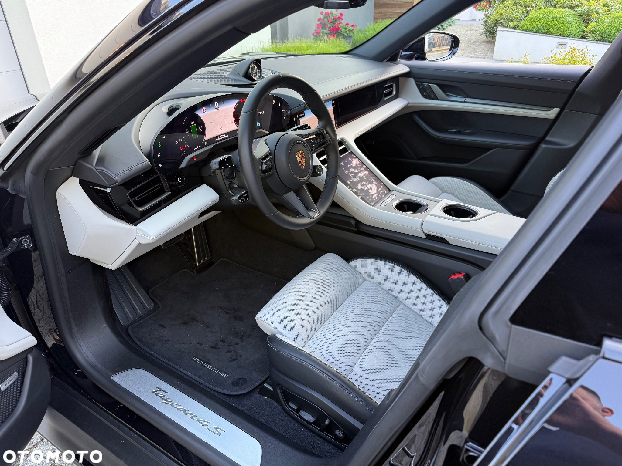 Porsche Taycan 105kWh 4S Sport Turismo Performance Plus - 9