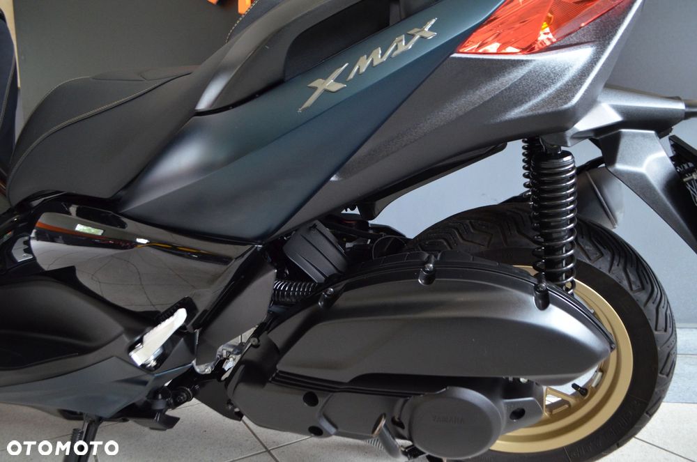 Yamaha X-max - 23