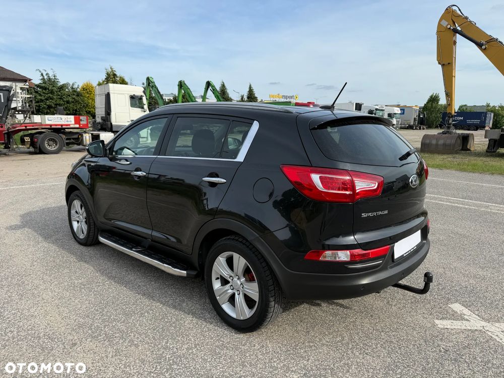 Kia Sportage 2.0 CRDI AWD Dream-Team Edition - 40