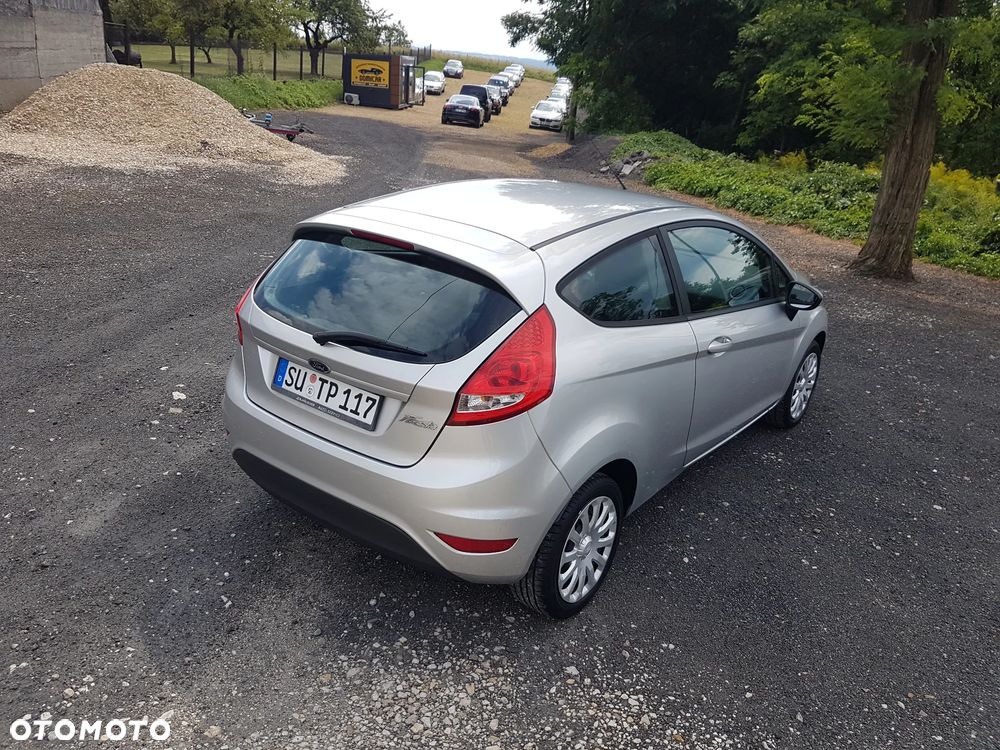Ford Fiesta 1.25 Trend Edition - 10