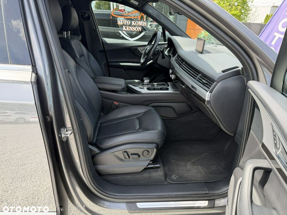 Audi Q7 - 25