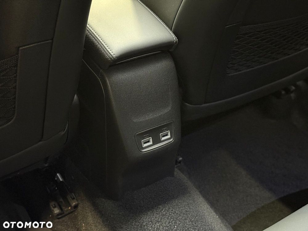 Peugeot 2008 1.2 PureTech GT Line S&S EAT8 - 27