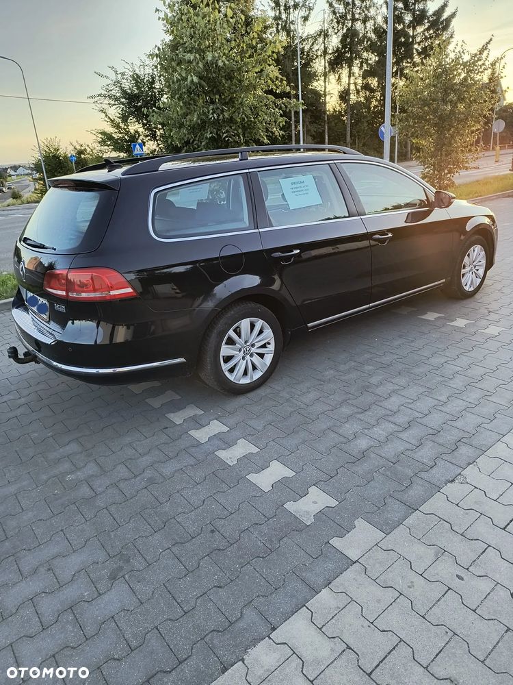 Volkswagen Passat 2.0 TDI Comfortline - 27
