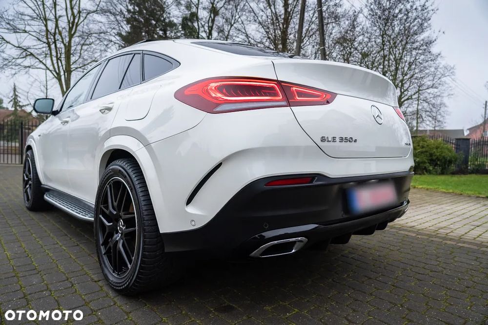Mercedes-Benz GLE 350 e 4Matic 9G-TRONIC AMG Line - 10