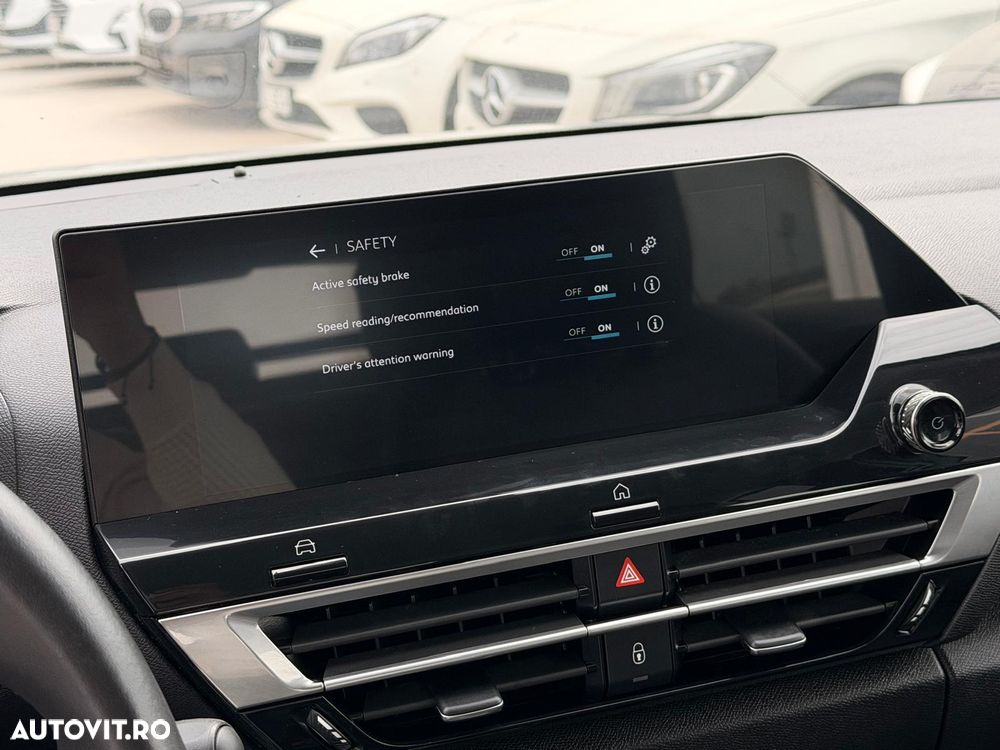 Citroën C4 1.2 PureTech S&S EAT8 Feel - 26