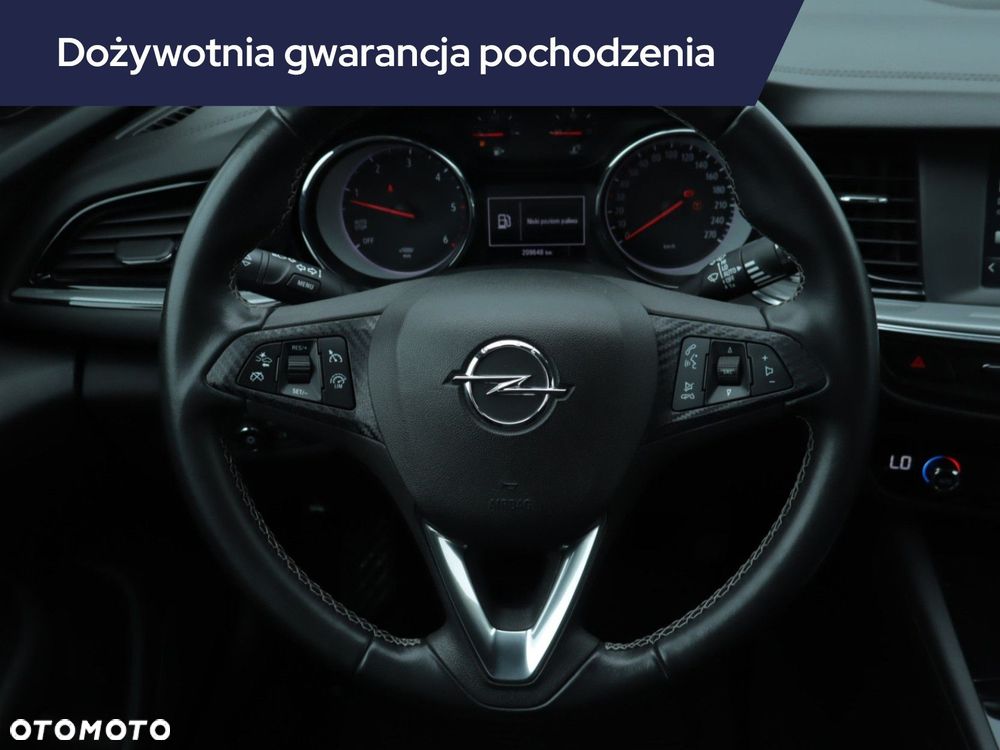 Opel Insignia - 21