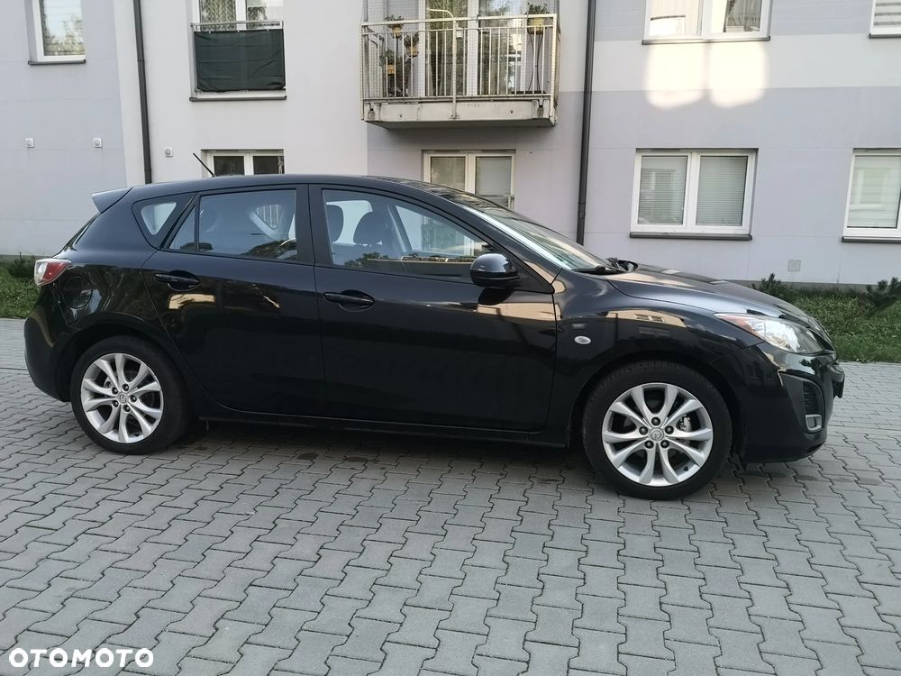 Mazda 3 1.6 Exclusive + - 3
