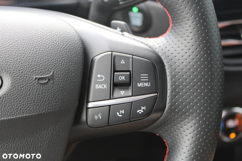 Ford Kuga - 30