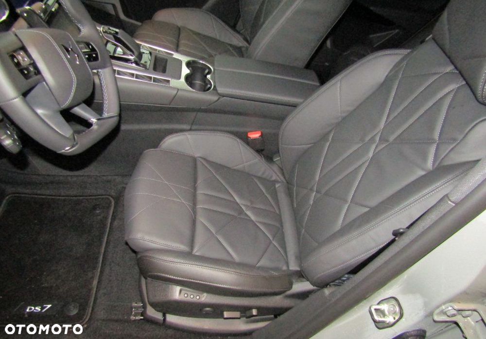 DS Automobiles DS 7 Crossback - 10