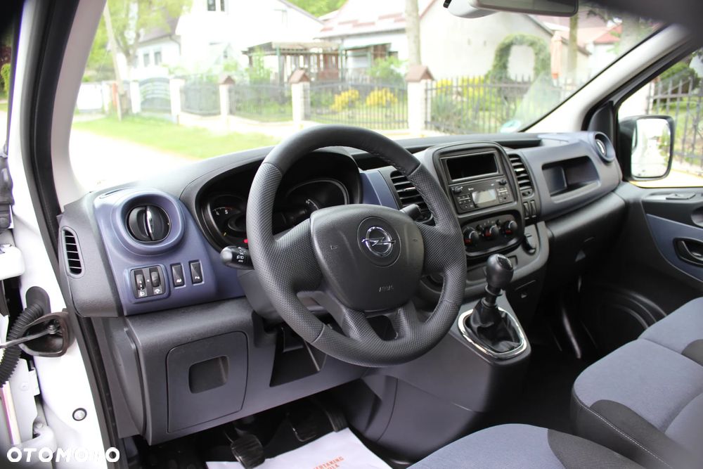 Opel VIVARO - 9