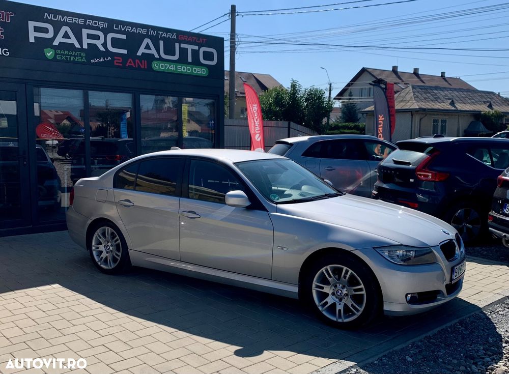 BMW Seria 3 318i - 1