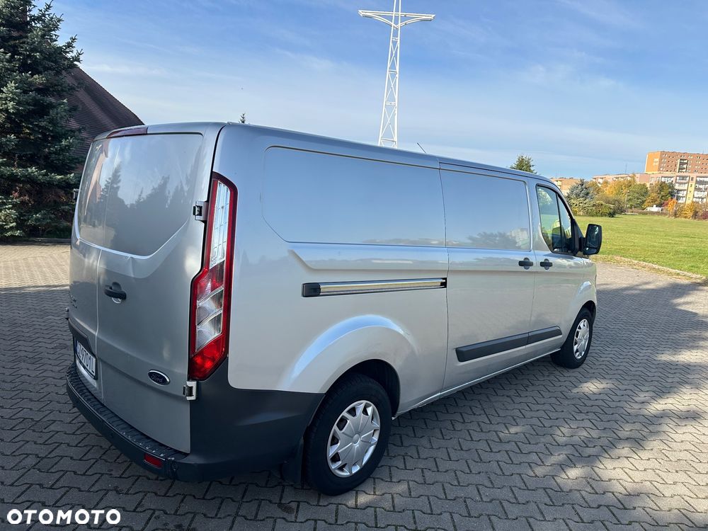 Ford Transit Custom 290 L2H1 Limited - 4