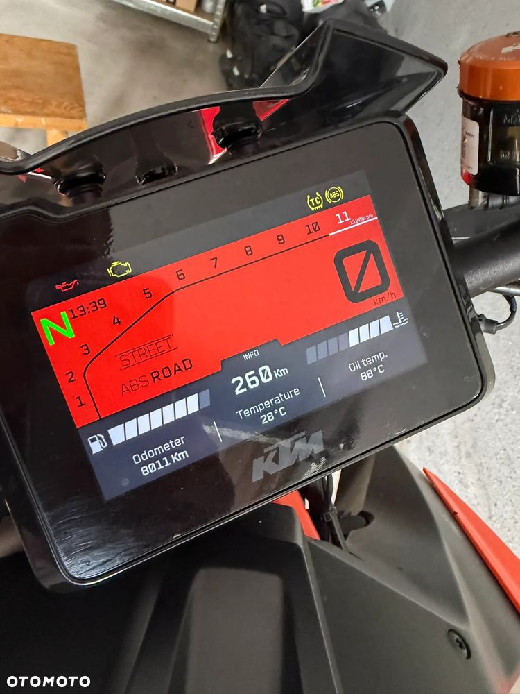 KTM Super Duke - 13