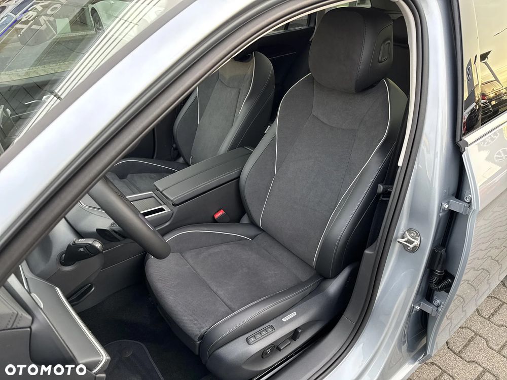 Volkswagen Passat 1.5 TSI eHybrid PHEV 150kW Business Plus DSG - 13