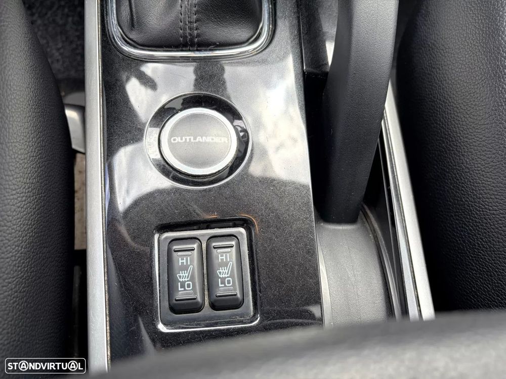 Mitsubishi Outlander 2.2 DI-D Instyle Navi - 15