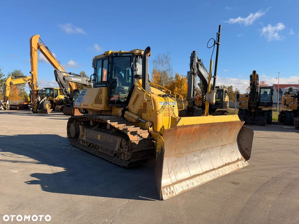 Komatsu D61EX - 3