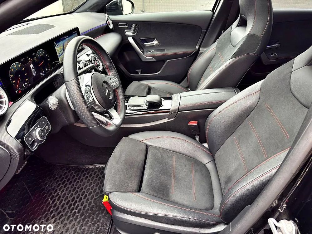 Mercedes-Benz Klasa A 200 AMG Line 7G-DCT - 12