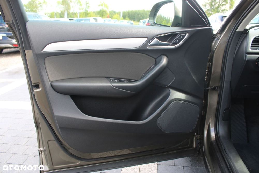Audi Q3 - 21