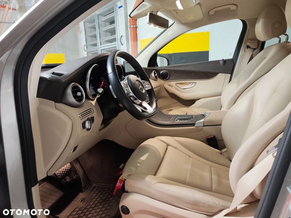 Mercedes-Benz GLC - 7