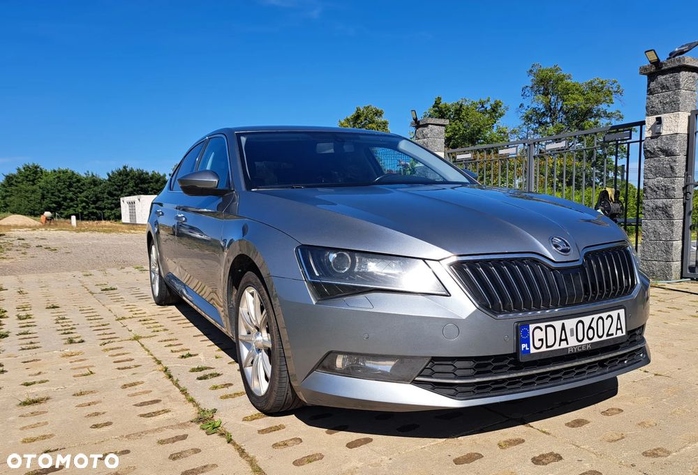 Skoda Superb 2.0 TDI Ambition - 3