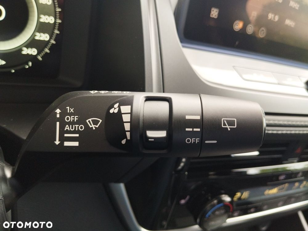 Nissan Qashqai 1.3 DIG-T MHEV N-Connecta Xtronic - 24