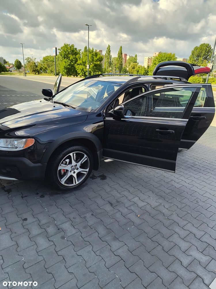Volvo XC 70 D5 AWD Dynamic Summum - 4