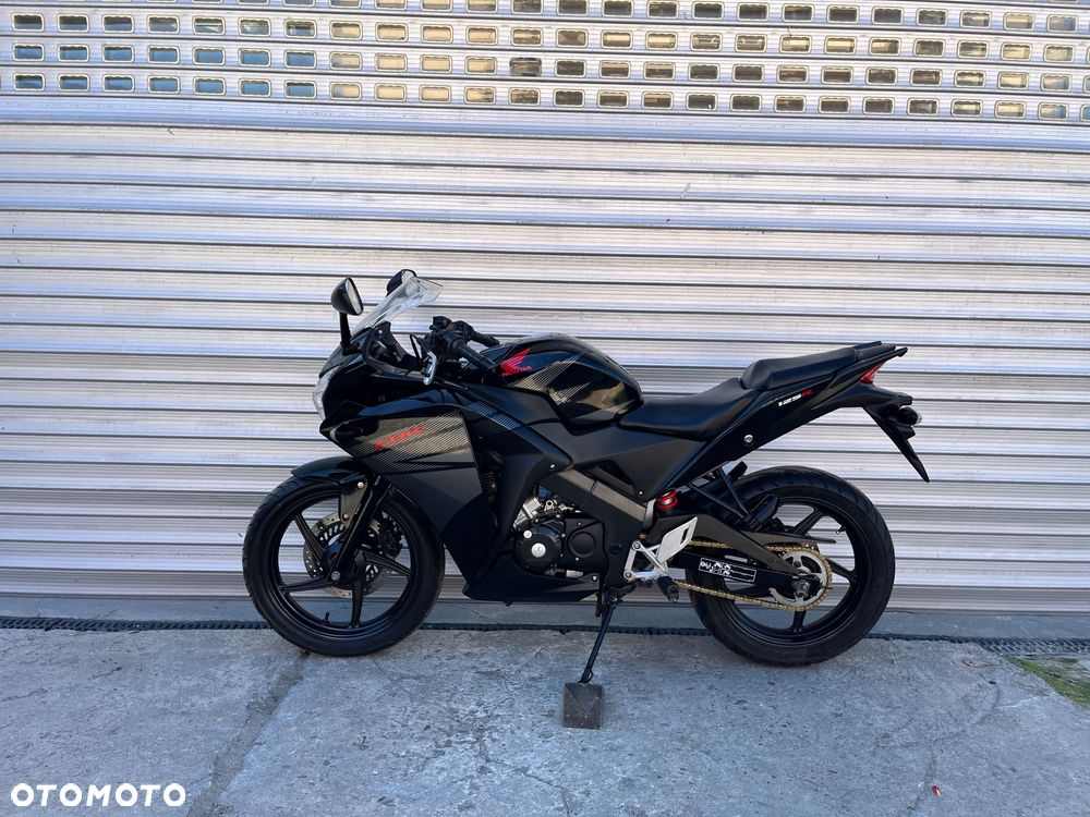Honda CBR - 29