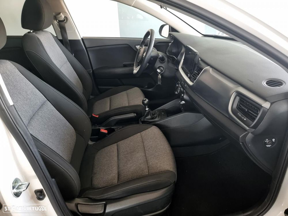 Kia Stonic 1.2 Dynamic - 39