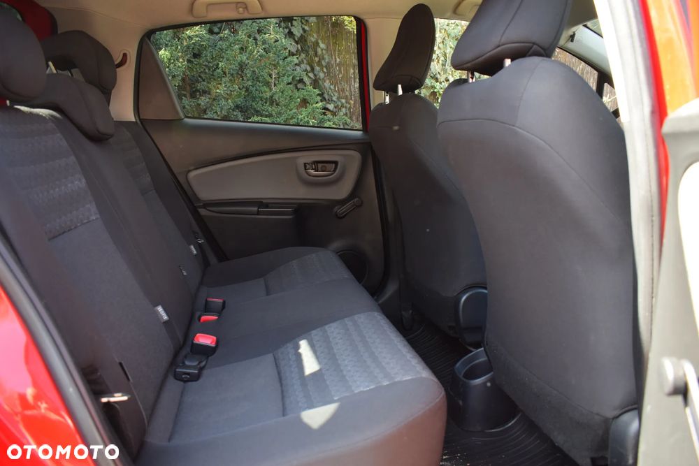 Toyota Yaris 1.33 Prestige - 9