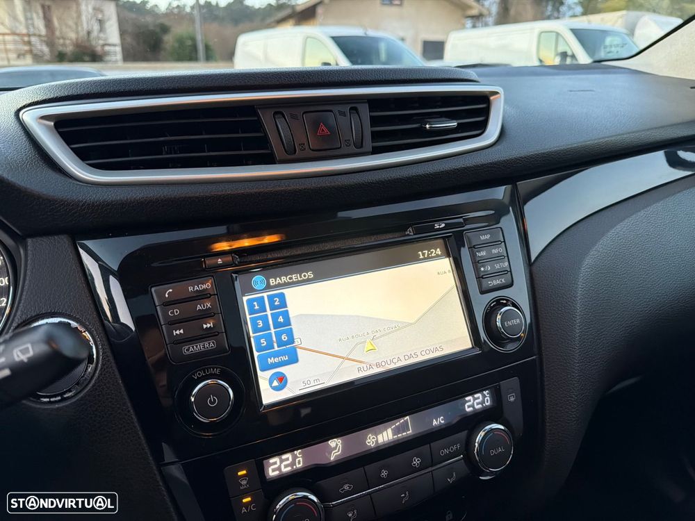 Nissan Qashqai 1.5 dCi N-Connecta - 14