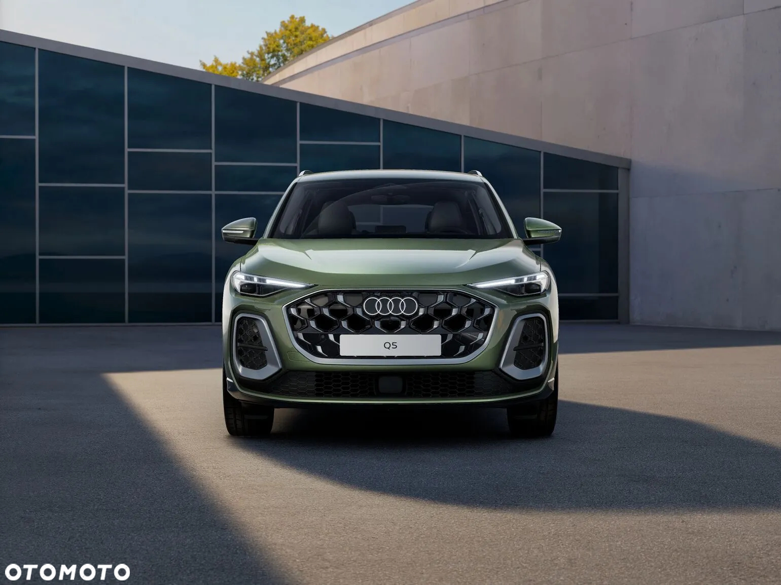 Audi Q5 TFSI 150 kW S tronic edition one mythosschwarz - 2