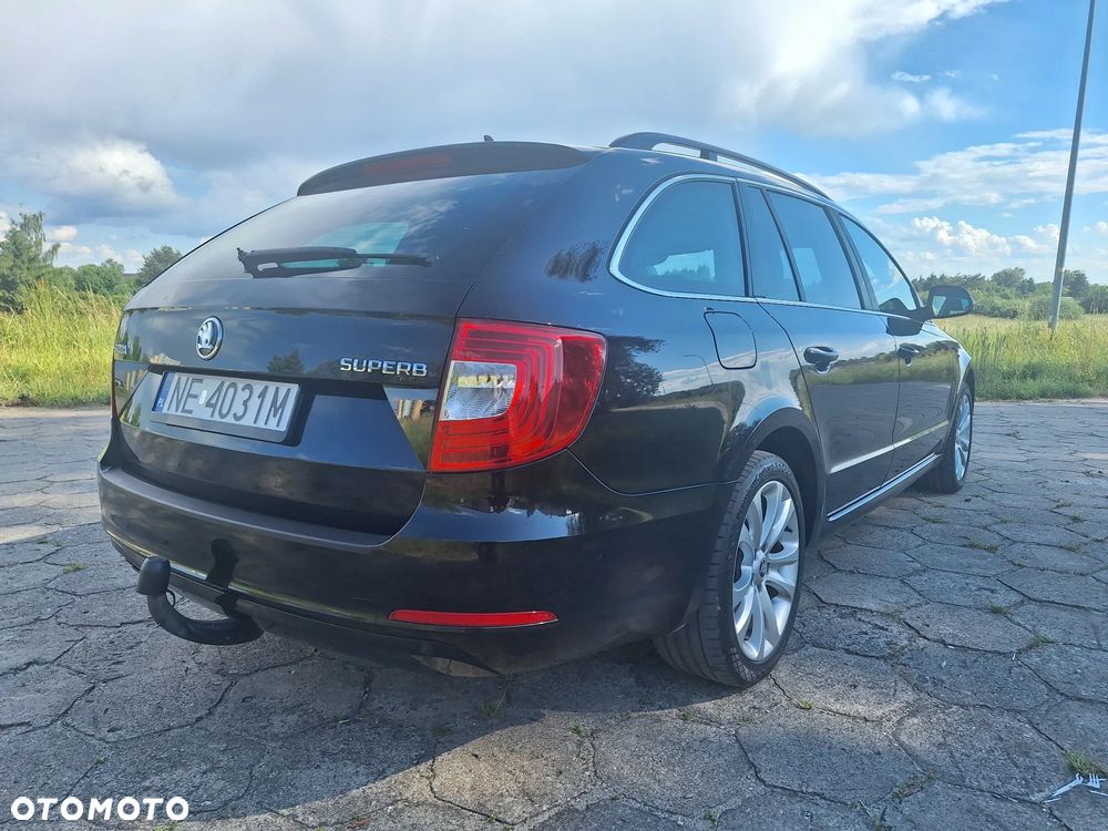 Skoda Superb 2.0 TDI Exclusive - 3