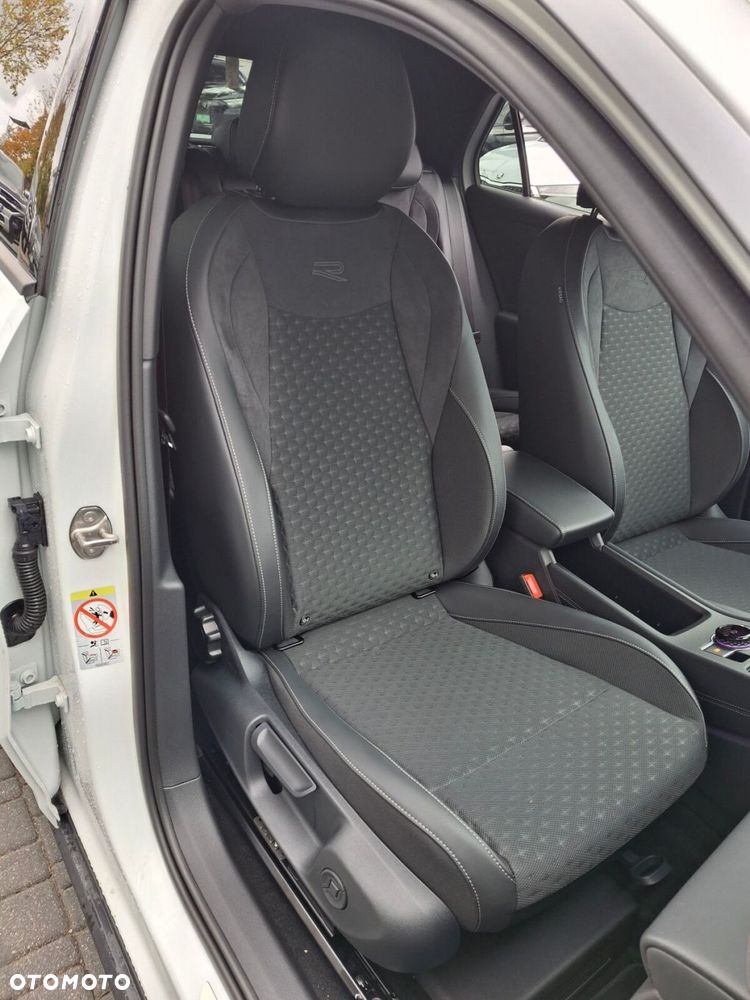 Volkswagen T-Roc 1.5 eTSI R-Line DSG - 23